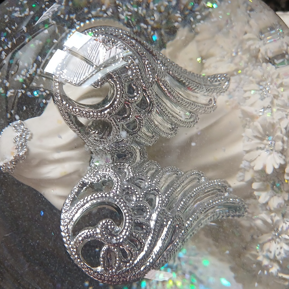 THINGS REMEMBERED Snow Globe with Glitter - Picture 5 of 8
